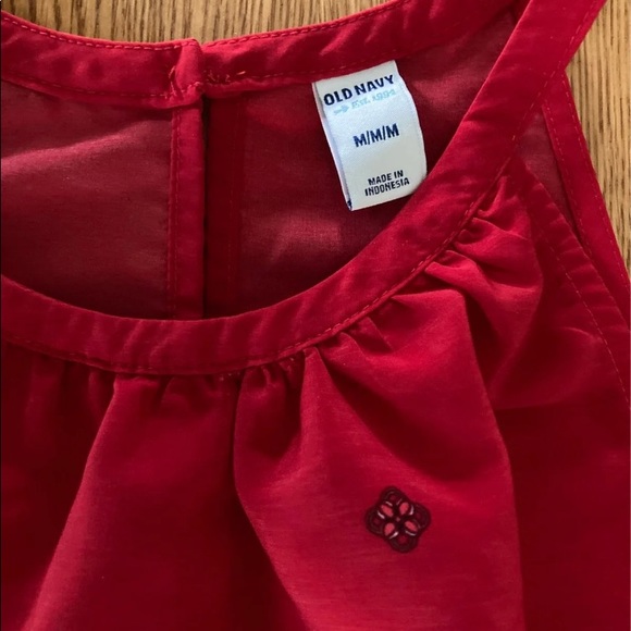 Red with floral design dress/shirt size m - Picture 2 of 2